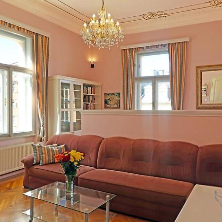 Apartment Themis Карловы Вары Экстерьер фото