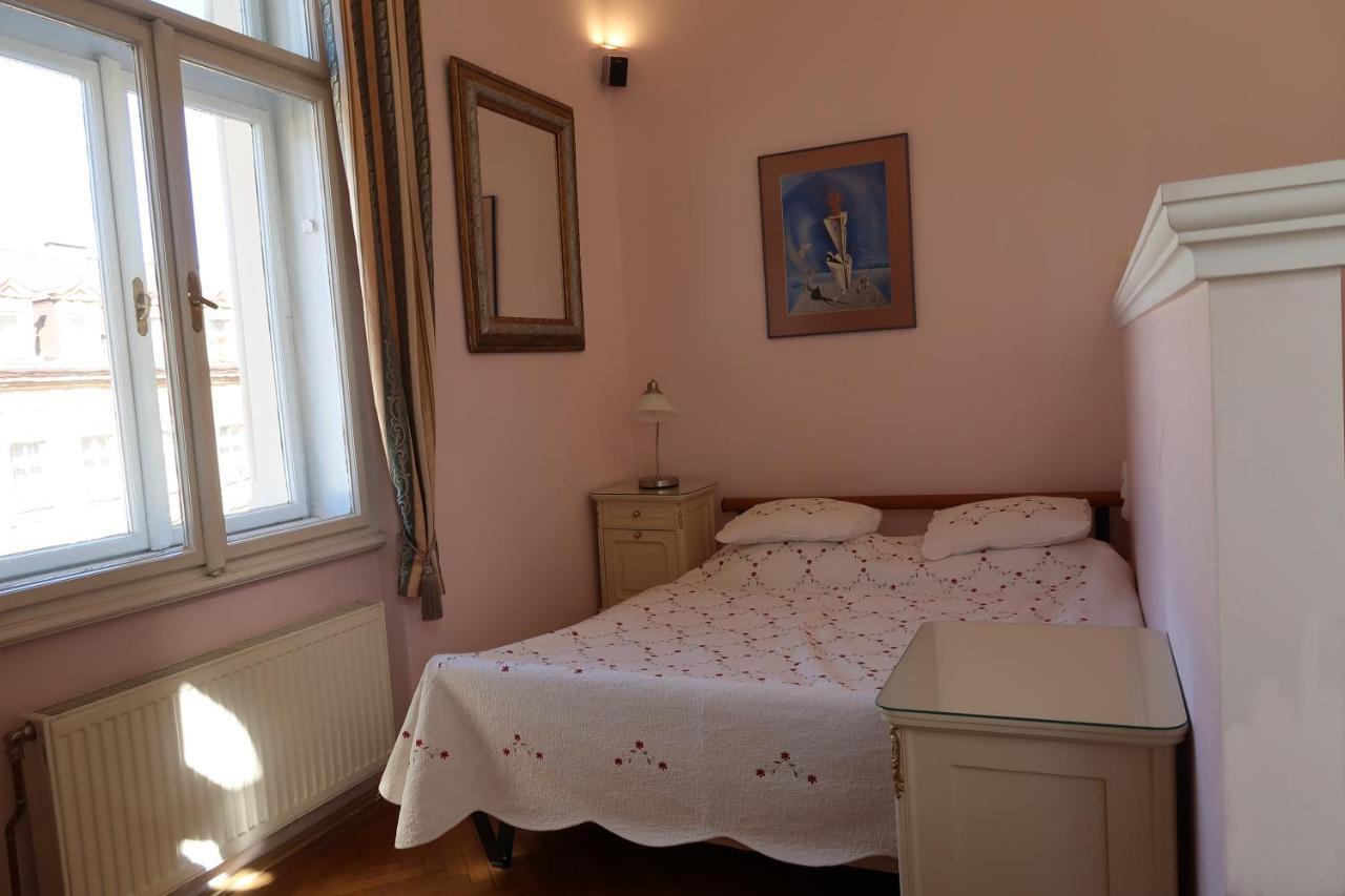 Apartment Themis Карловы Вары Экстерьер фото