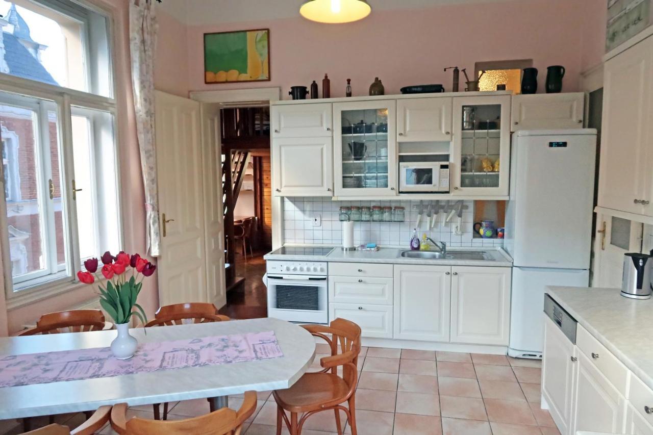Apartment Themis Карловы Вары Экстерьер фото